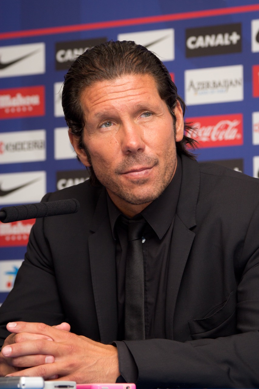 후발 주자의 얼굴 · 아틀레티코를 오래 이끌어 온 감독 디에고 시메오네(Diego Simeone). 맨유·바르셀로나·레알이 20년 앞서 돈 아시아 시장에 클럽은 뒤늦게 들어선다. ⓒWikimedia Commons
