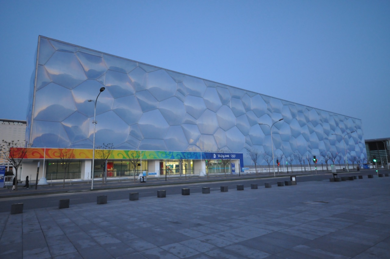 A skin of bubbles · The Beijing National Aquatics Center, 2008. The same material, formed into a soap-bubble structure. ⓒJorge Láscar, CC BY 2.0