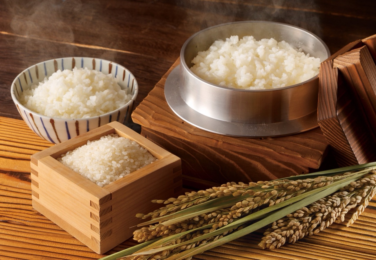 Iwate and Yamagata · Tonkatsu shops rarely name the origin of their rice. The point is to make the rice part of the price rather than a side. ⓒ株式会社グリーンハウスフーズ