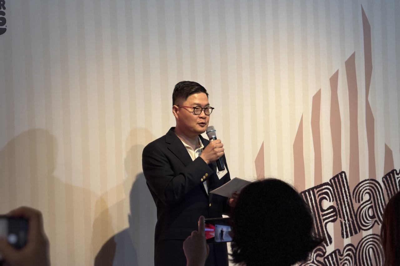 The opening briefing · CEO Lee Dong-hyung set targets of 1.1 trillion won in sales and 600 stores this year. ©SocialValue / Han Si-eun