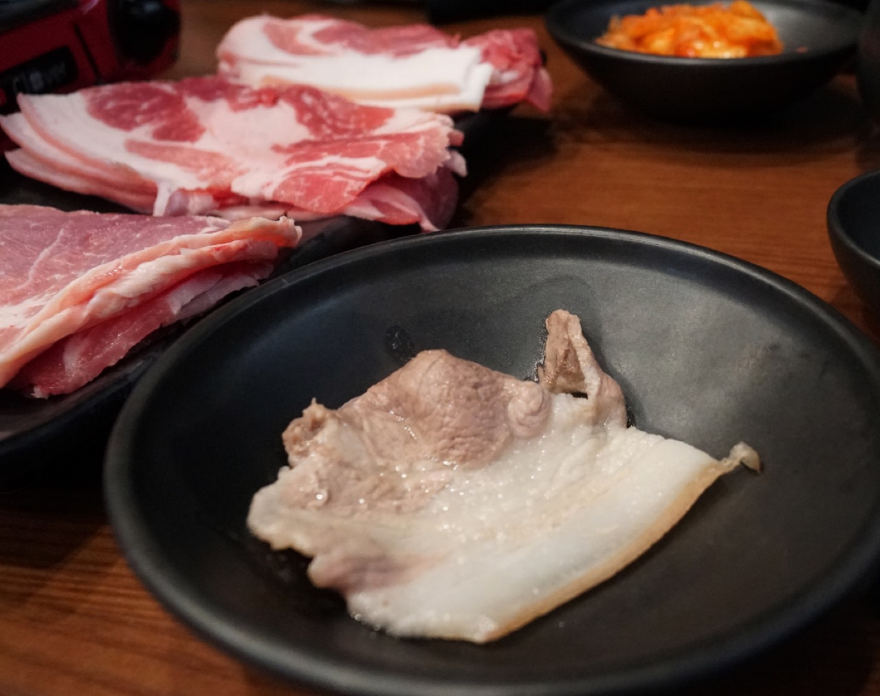 한 점 · 170g 1만 4,000원. 이 한 점의 원육 원가에서 손익표가 갈린다. ⓒ경향신문