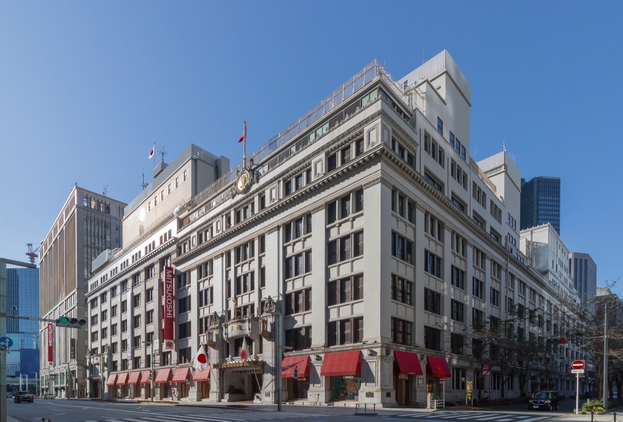 지금까지의 자리 · 니혼바시 미쓰코시 본점. 신관 지하 2층에 Fortnum 티숍이 있다. ⓒKakidai · Wikimedia Commons (CC BY-SA 4.0)