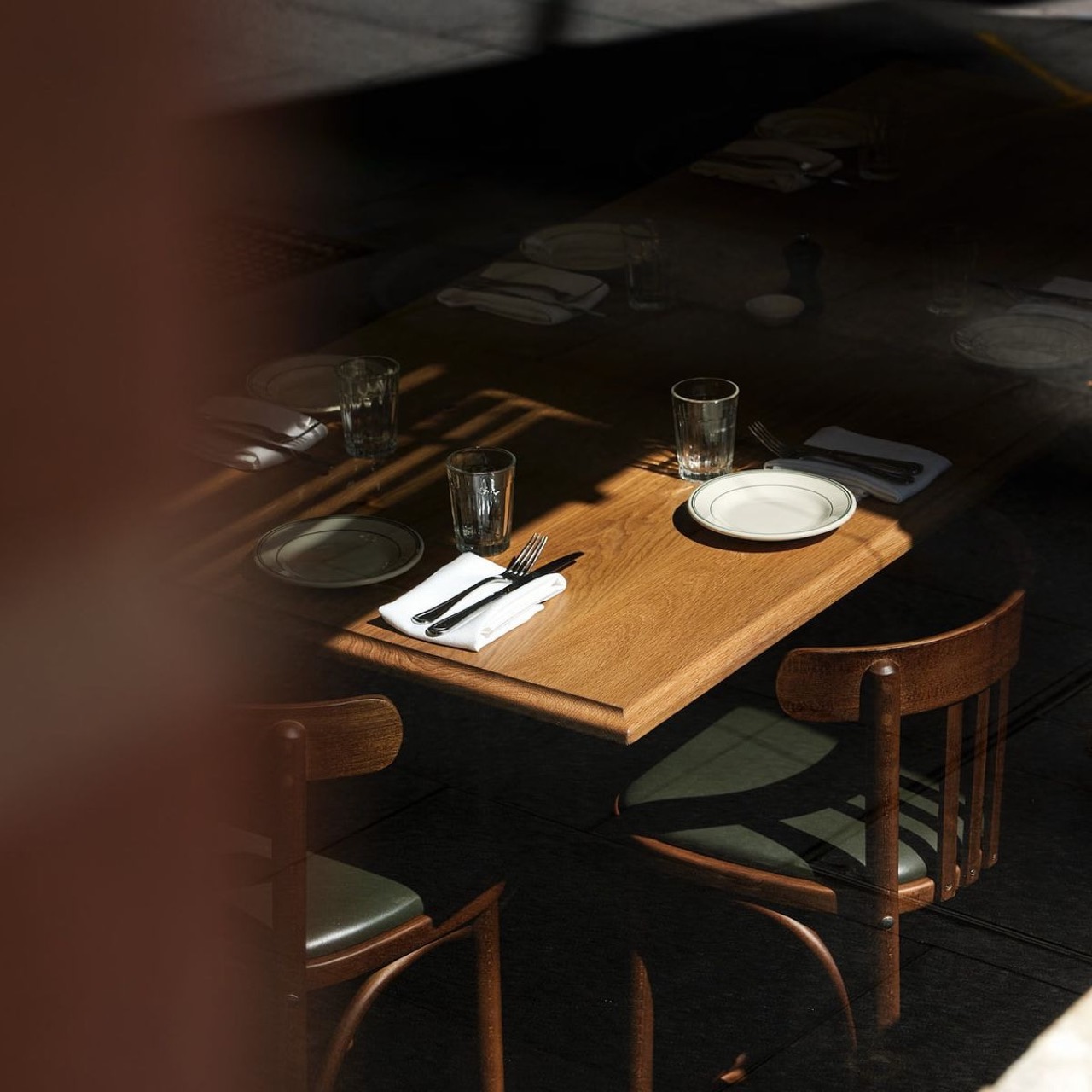 Le Beaurepaire · 매일 오후 세 시부터 밤 열 시 반까지. 점심 장사를 하지 않는다. ⓒLocal 101 Hotels