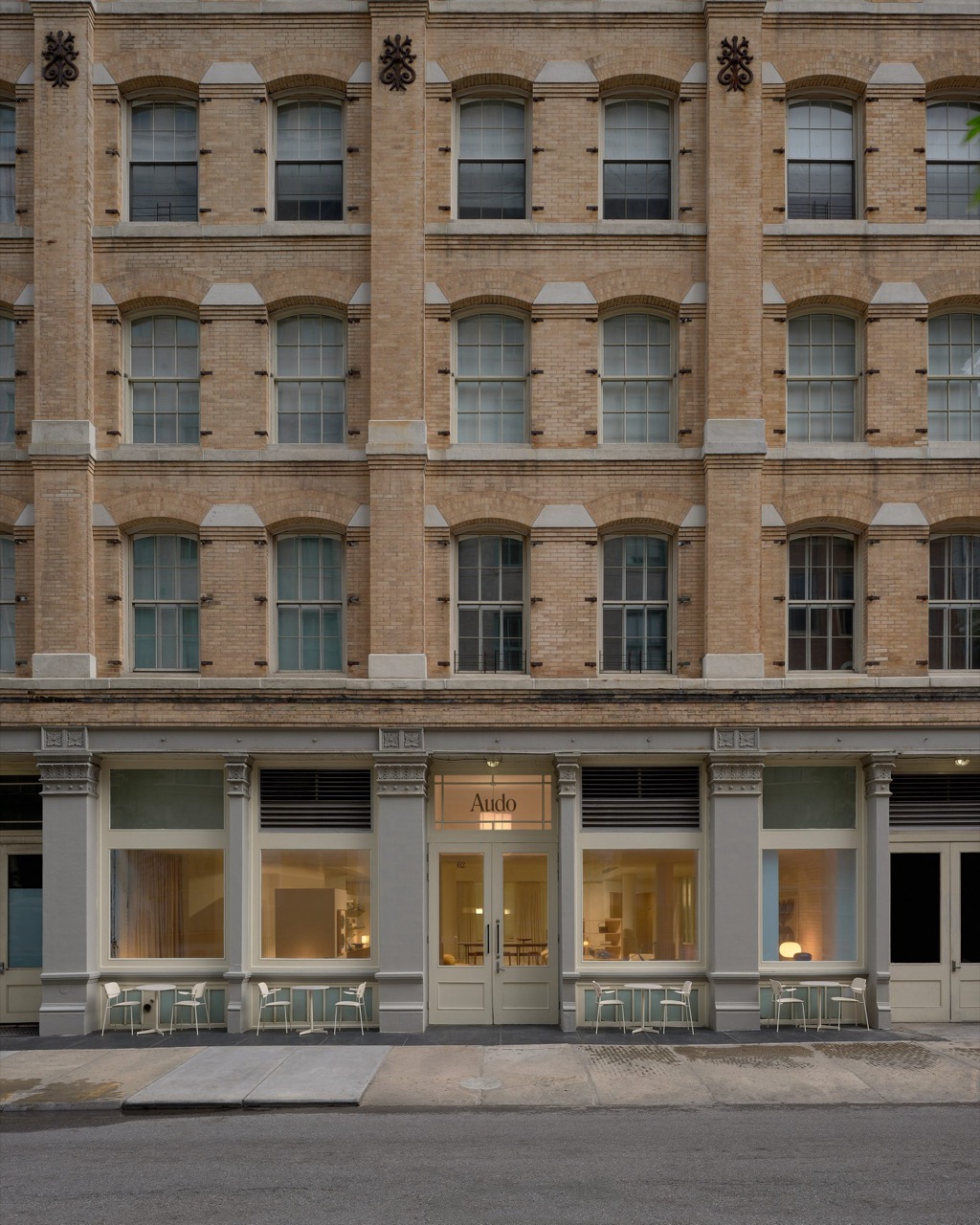 Landmarked building · The upper floors stay as they were. Only the ground floor was leased. ⓒAudo Copenhagen / Norm Architects