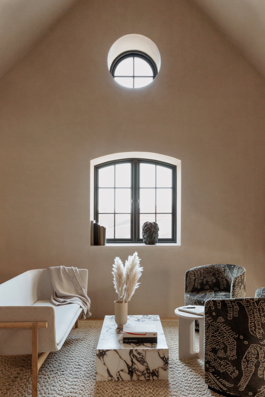 A 1918 building · The round window under the roof was kept. ⓒNorm Architects / Menu