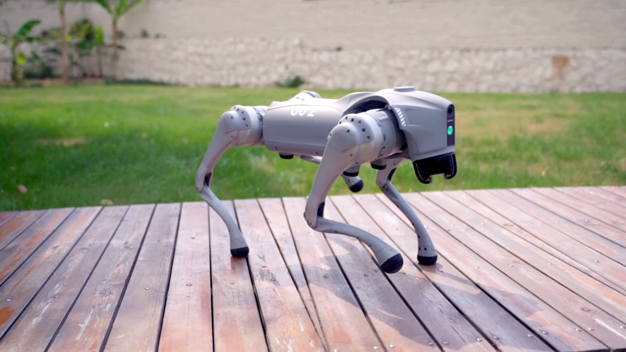 Go2 · 매장 판매의 대부분을 네발 로봇이 가져간다. ⓒUnitree Robotics