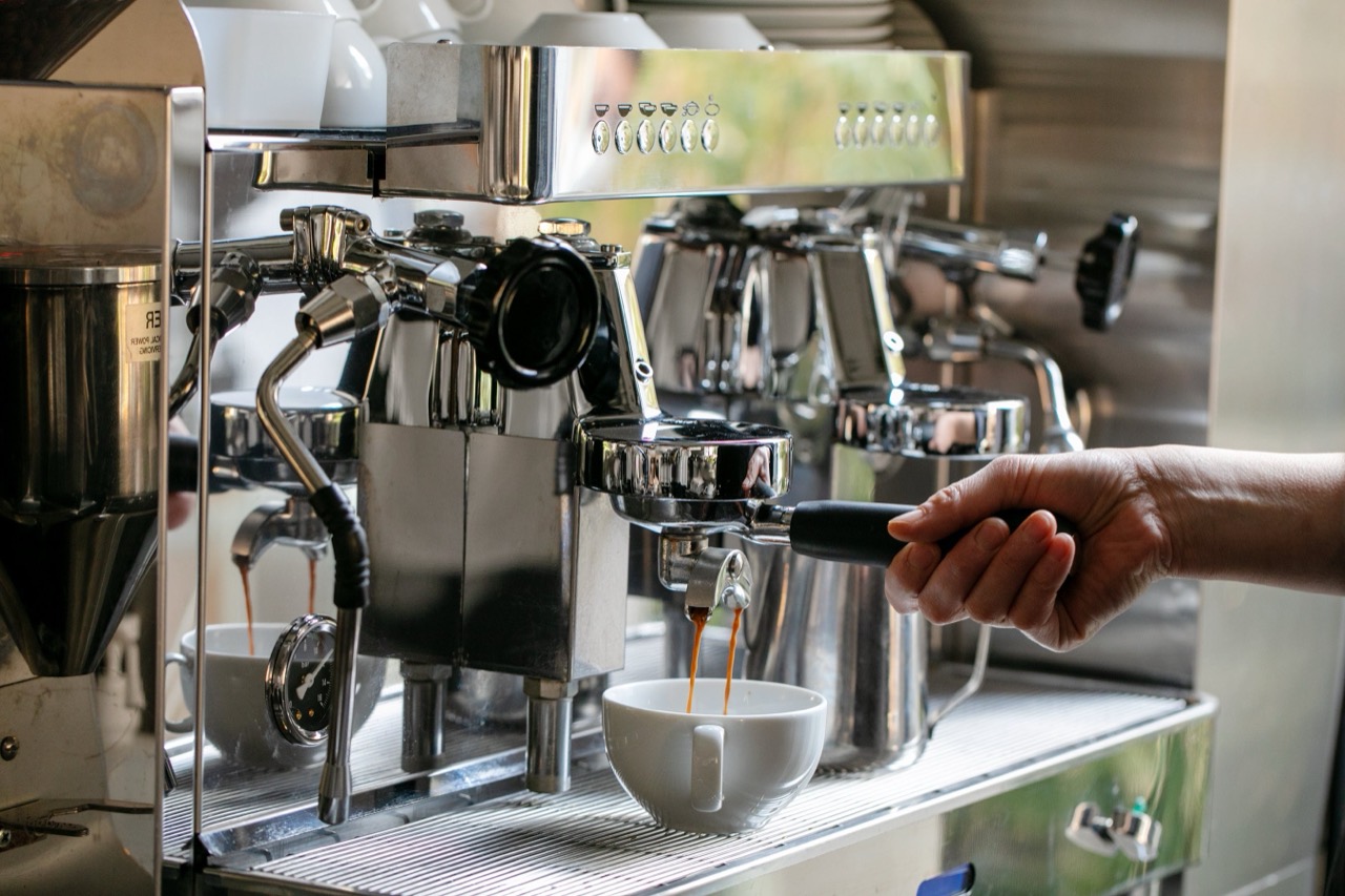 Coffee at the in-store cafe · The MARGARET HOWELL CAFE attached to the Grand Green Osaka store. ⓒTSI HOLDINGS
