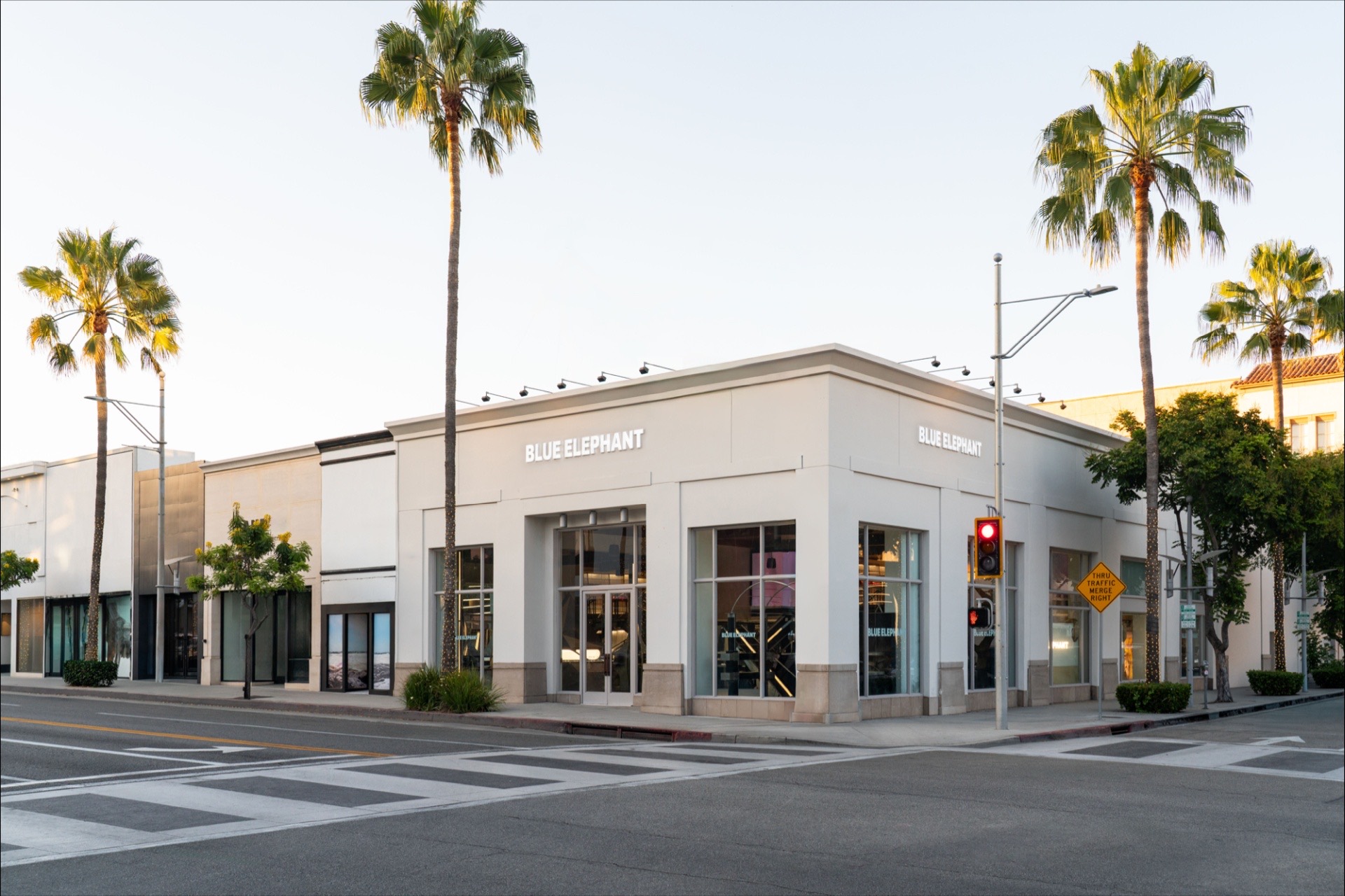 The Beverly Drive storefront · The first US store, in the former Pottery Barn space. ⓒBlue Elephant·retaildesignblog