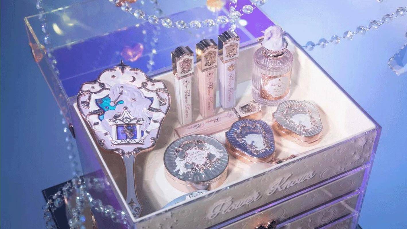 アクリルの陳列ケース · 箱ごと並べて、ケースの装飾を前に出す。©搜狐
